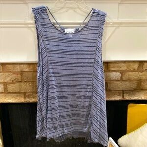 Olive & Oak Gray Stripe Sleeveless Top Boho Flowy sz M